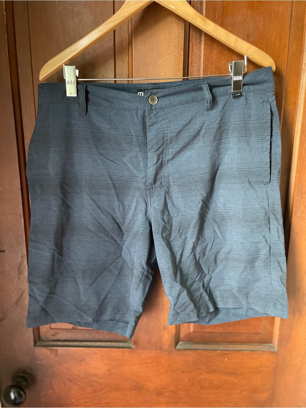 Travis Mathew men's size 34 shorts